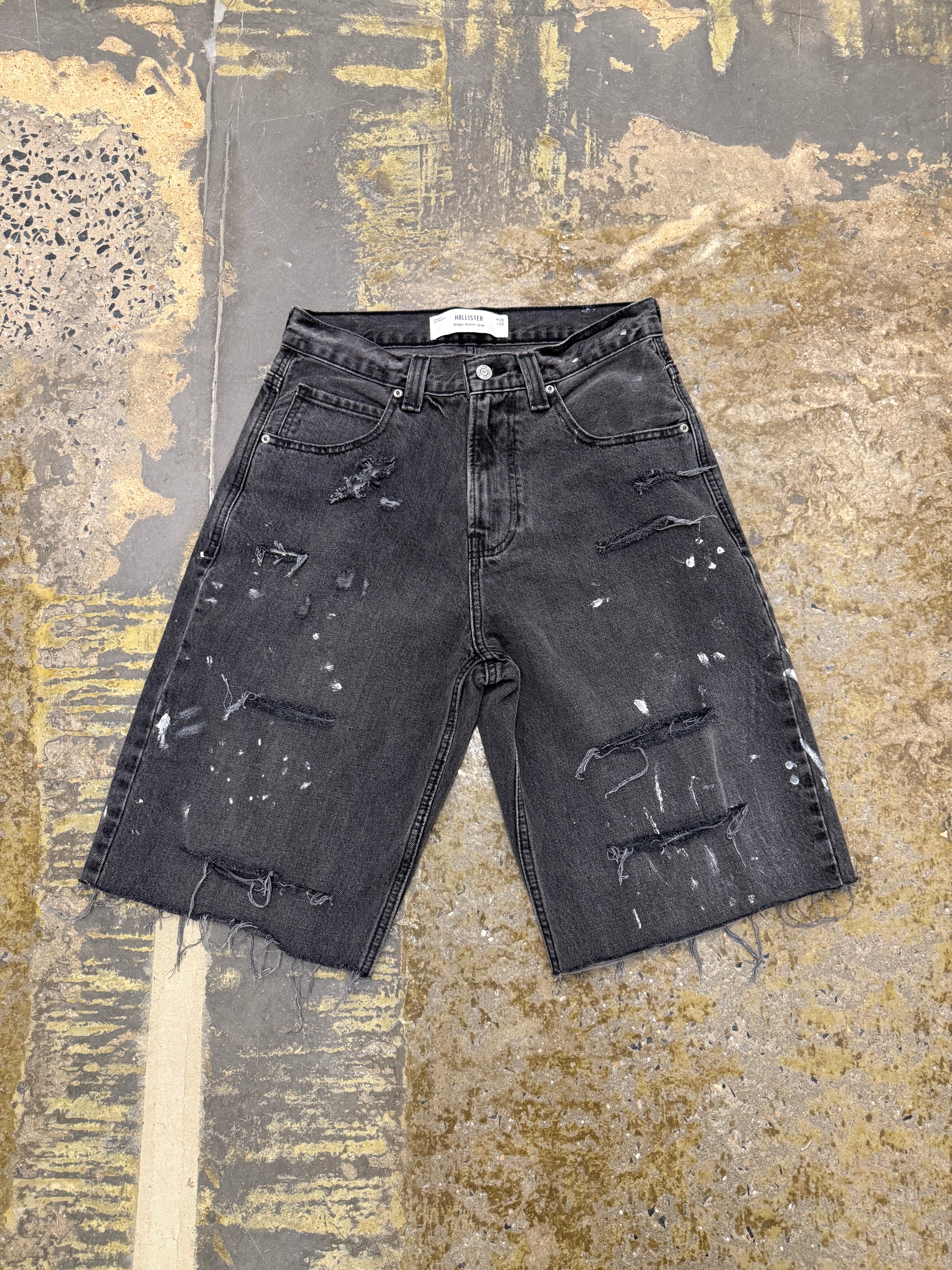 "JUST BLACK" DENIM SHORTS