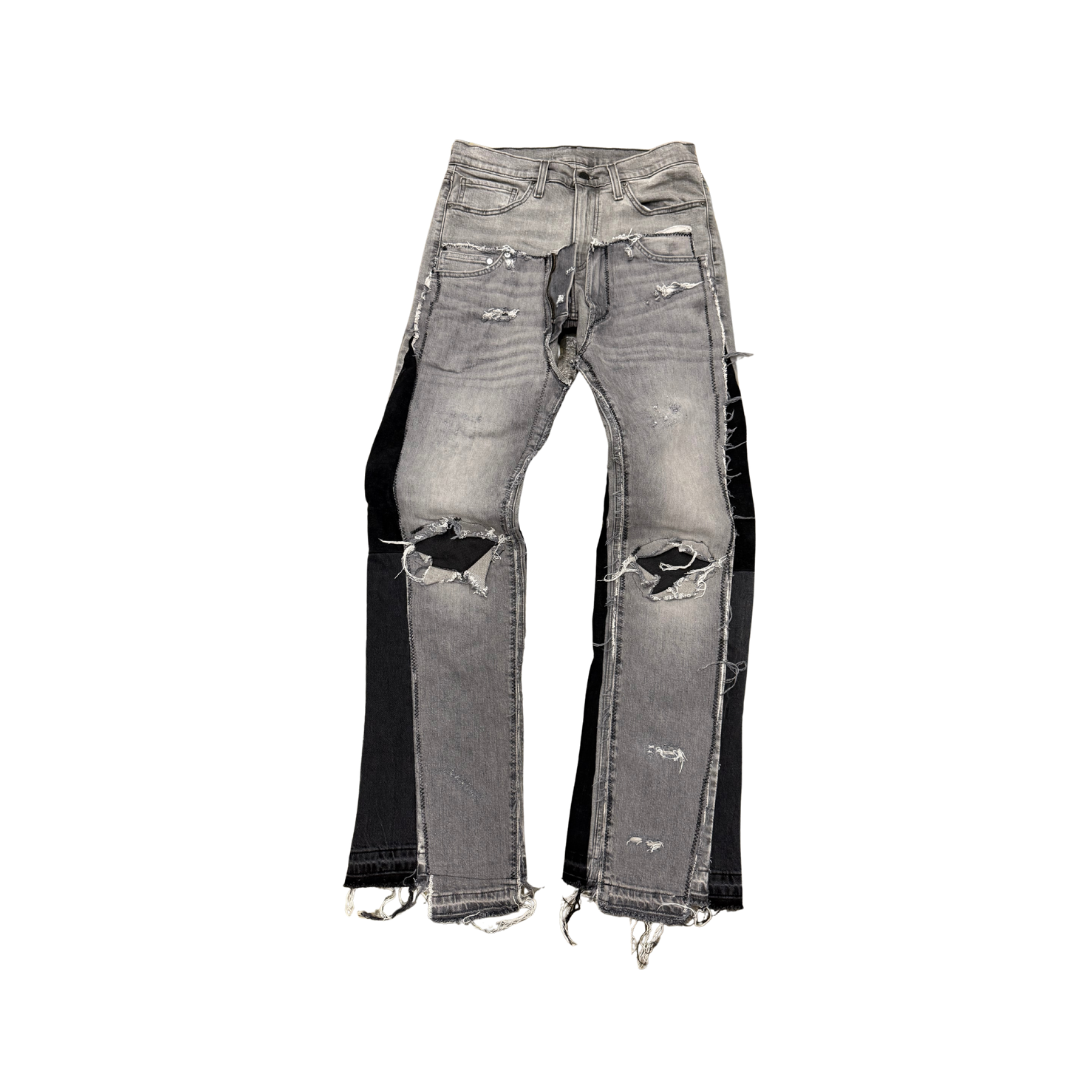 SOMEWHERE IN BETWEEN BAGGY JEANS